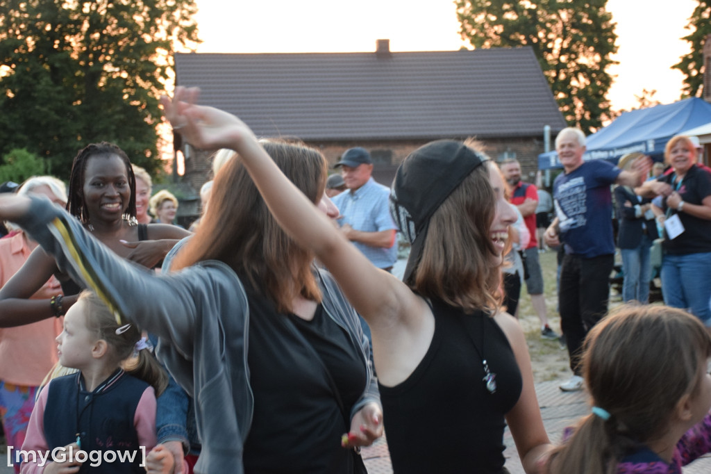Afro show w Jerzmanowej pod Głogowem