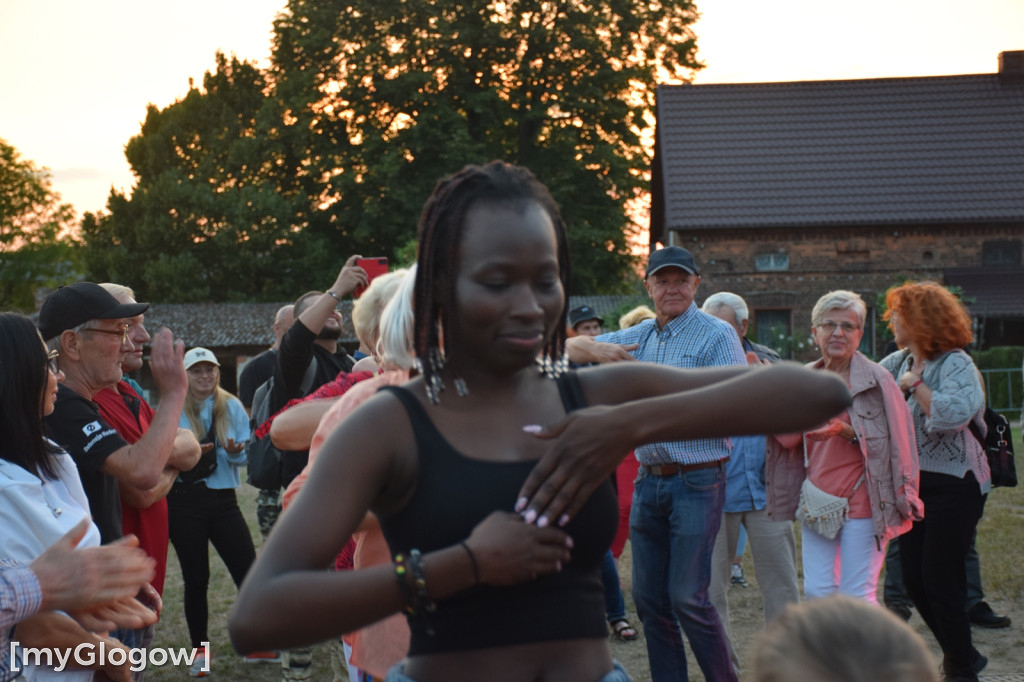 Afro show w Jerzmanowej pod Głogowem