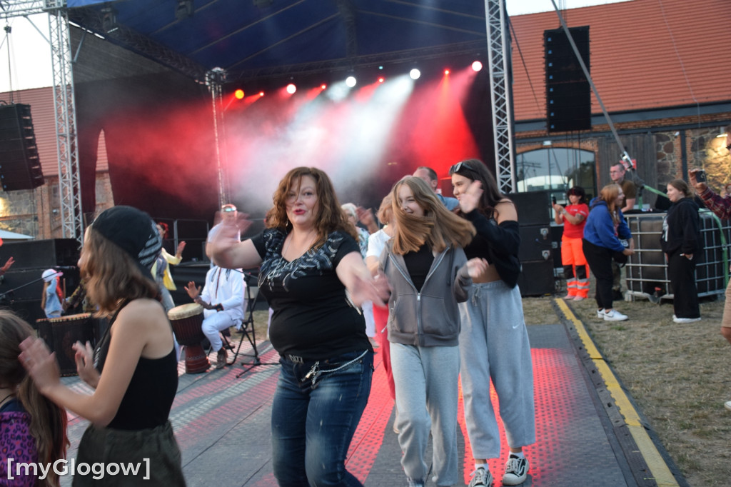 Afro show w Jerzmanowej pod Głogowem