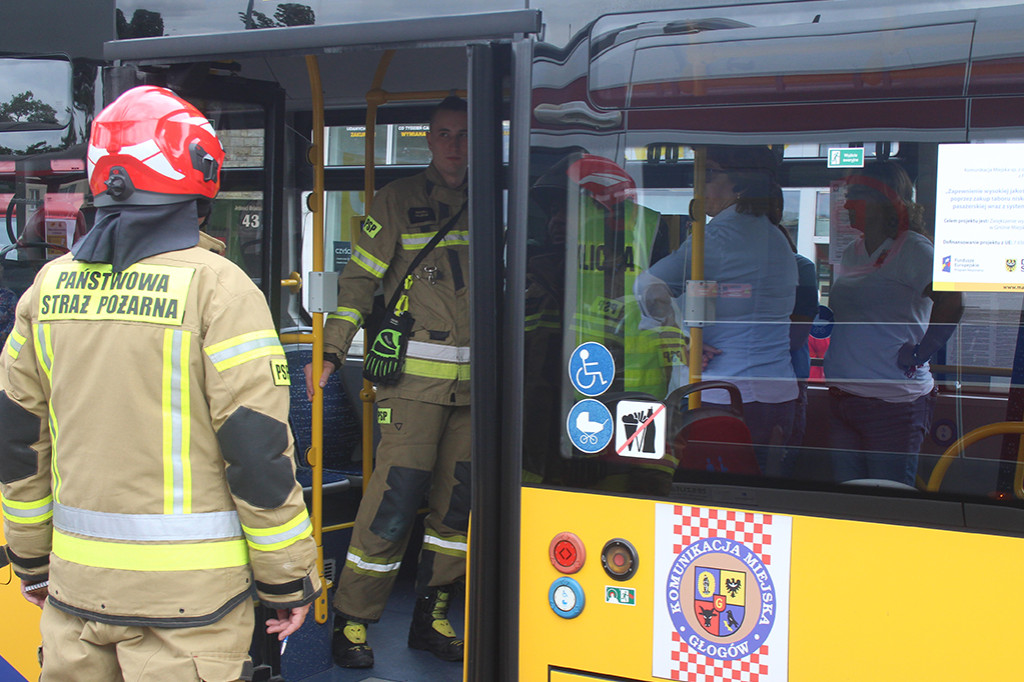 Mężczyżna zasłabł w autobusie miejskim w Głogowie