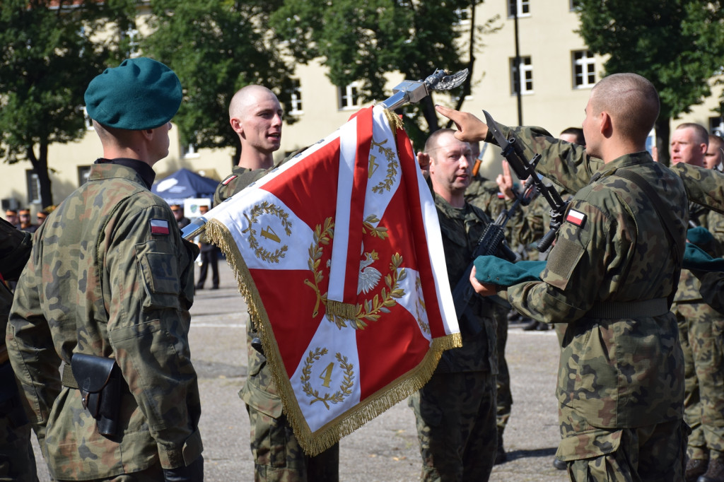 Przysięga żołnierzy z 4. Batalionu Inżynieryjnego