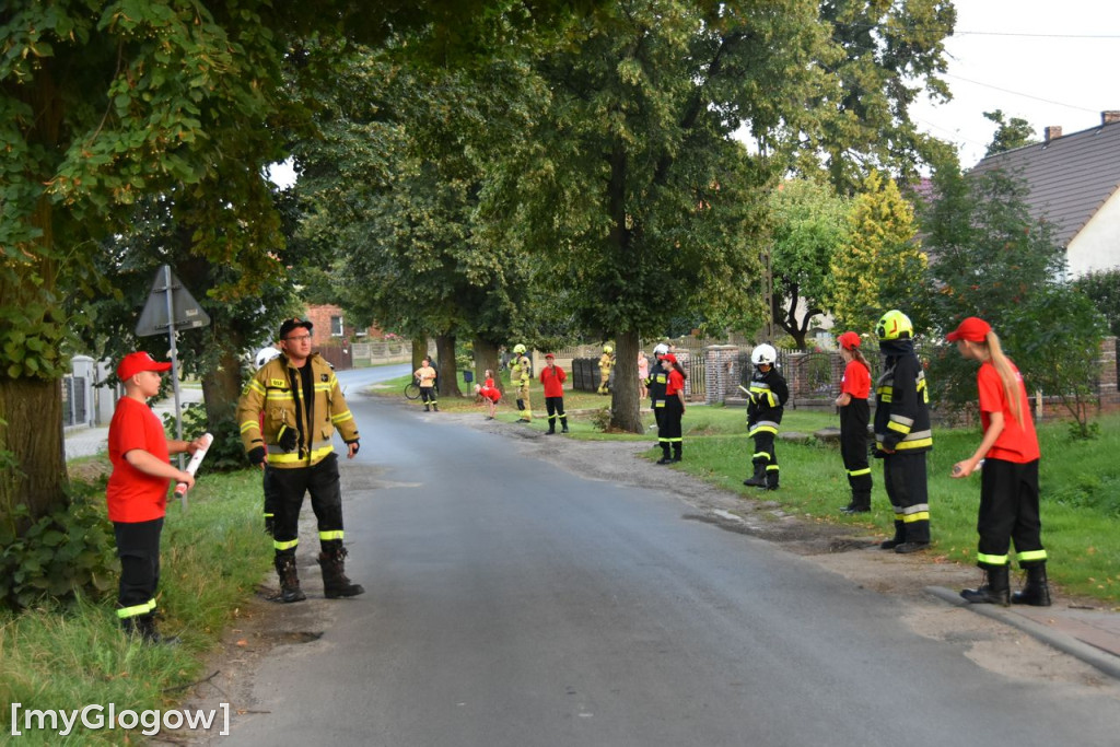 Powitanie wozu strażackiego OSP w Grochowicach