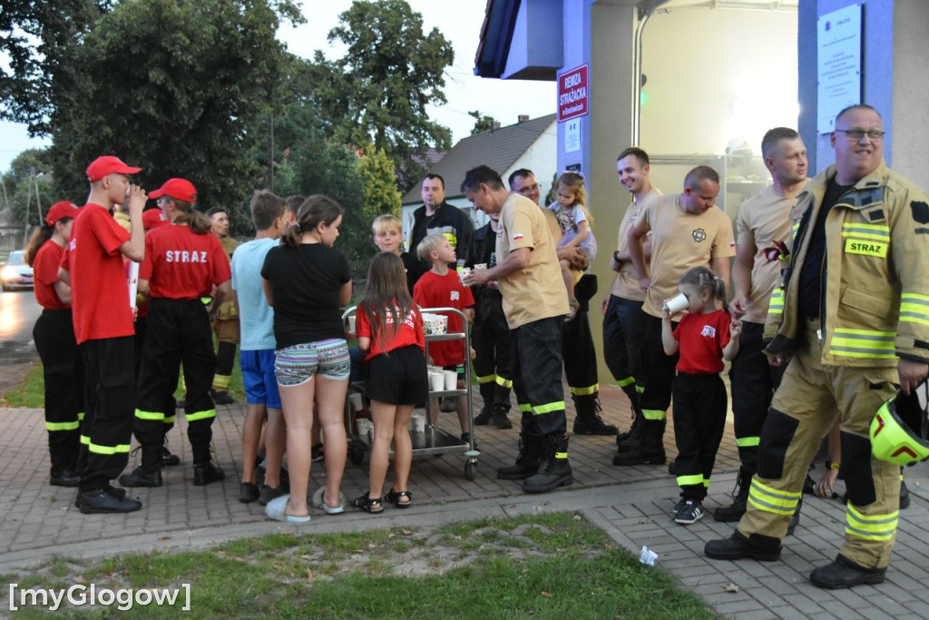 Powitanie wozu strażackiego OSP w Grochowicach