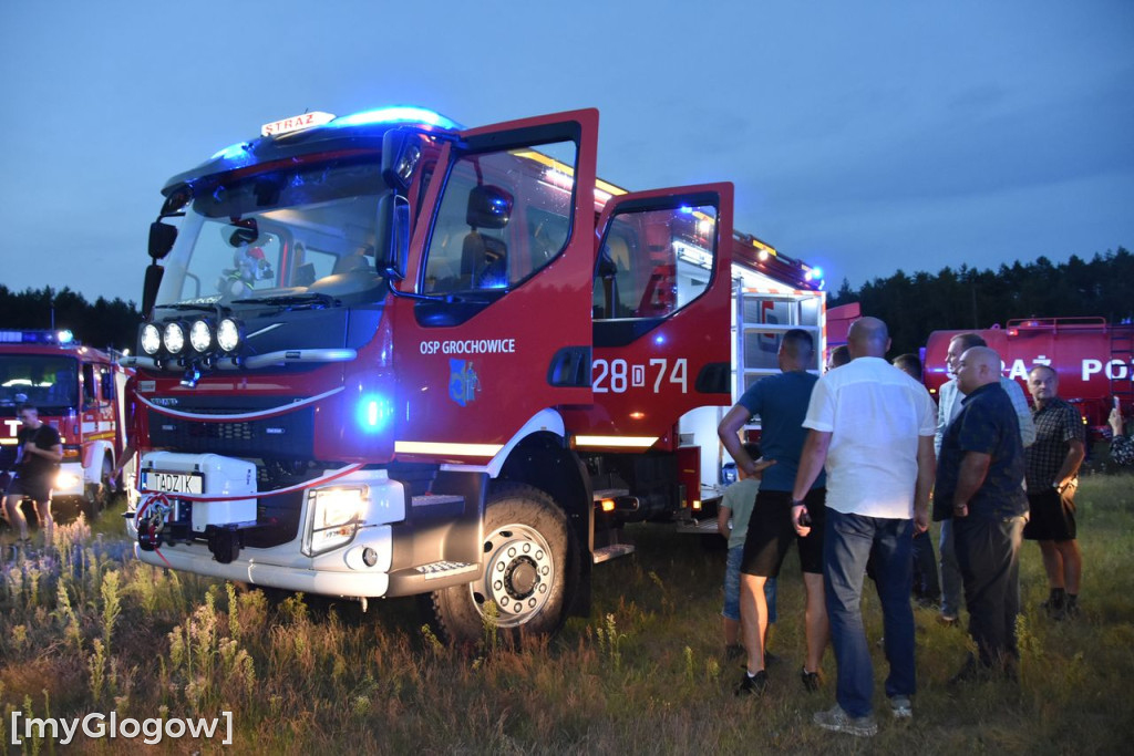 Powitanie wozu strażackiego OSP w Grochowicach