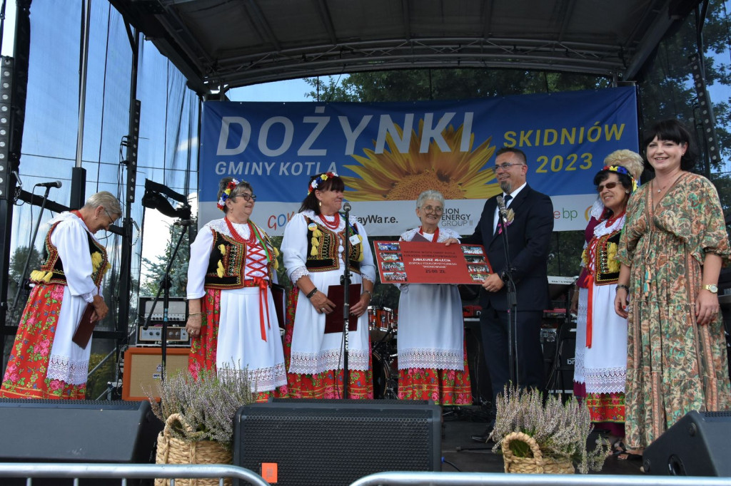 Dożynki w gminie Kotła. Na finał zespół Classic