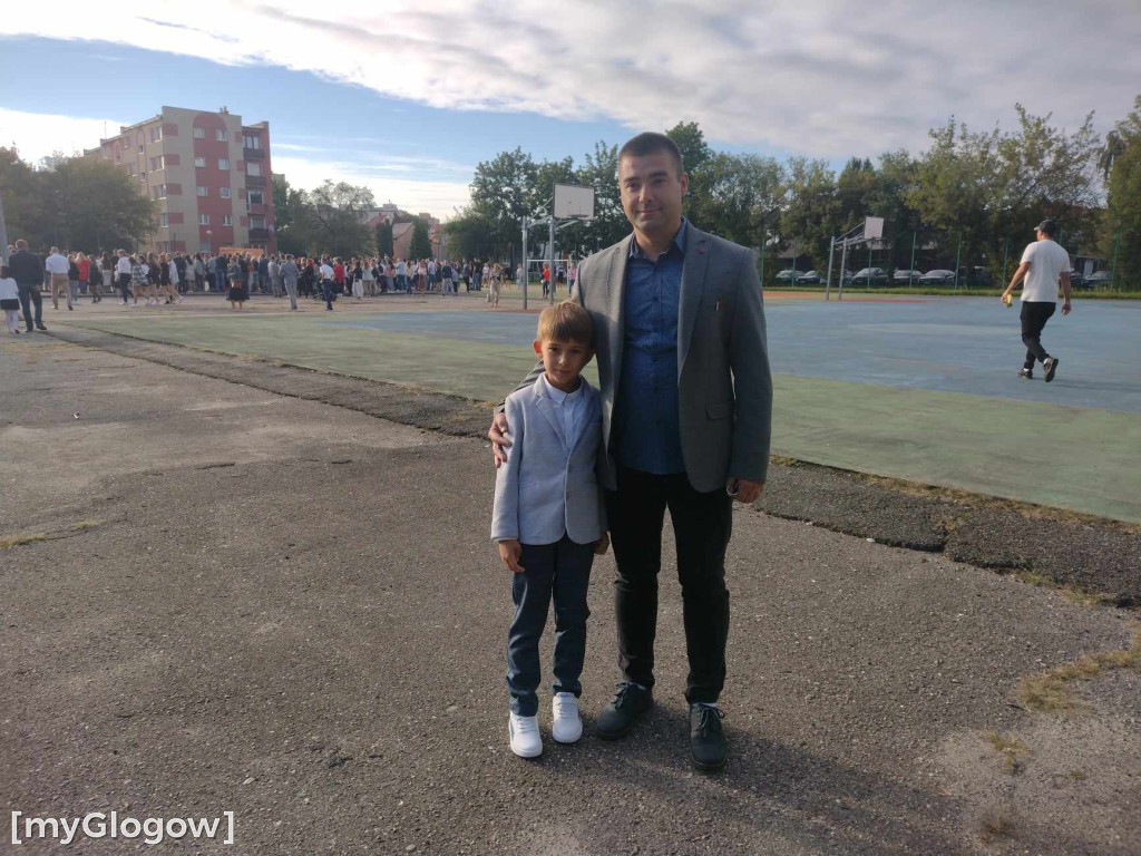 Rozpoczęcie roku szkolnego w Szkole Podstawowej nr 8 w Głogowie