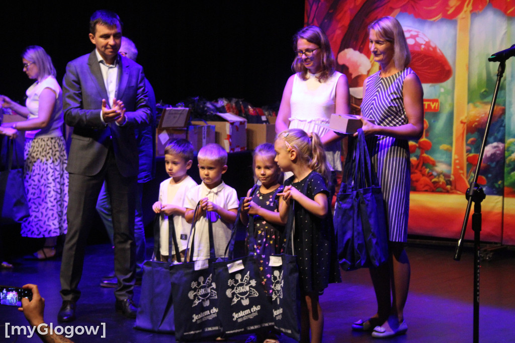 Głogowscy mistrzowie segregacji roku szkolnego 2022/2023