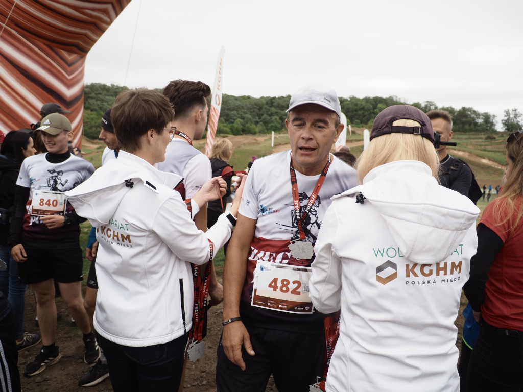 Około tysiąca biegaczy na trasach I Biegu Pokoju w Głogowie