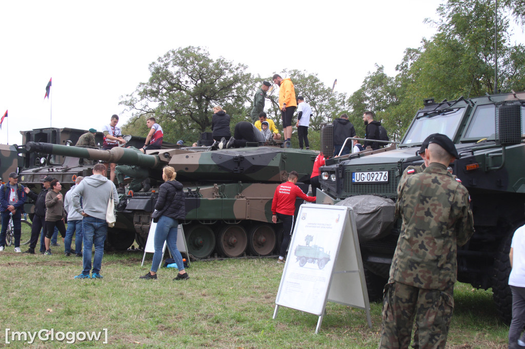 Około tysiąca biegaczy na trasach I Biegu Pokoju w Głogowie