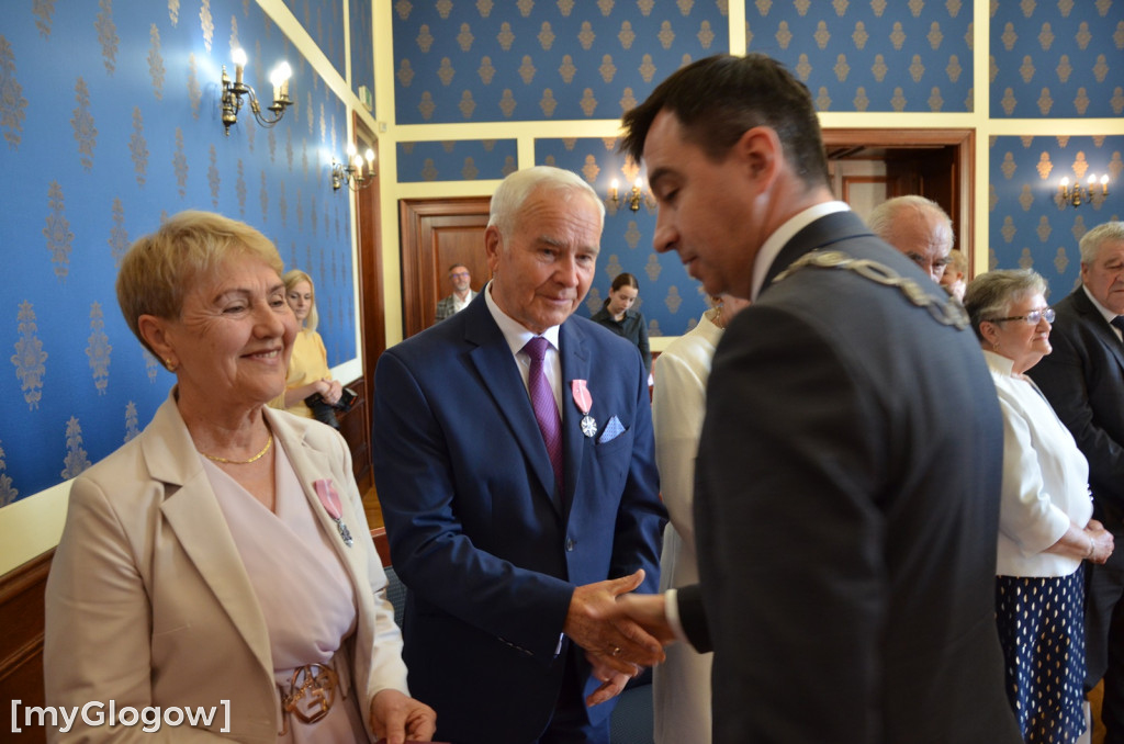 Dwie uroczystości Złotych Godów w głogowskim ratuszu