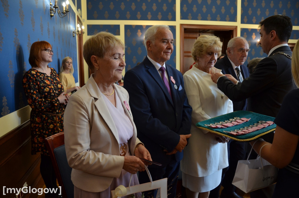 Dwie uroczystości Złotych Godów w głogowskim ratuszu