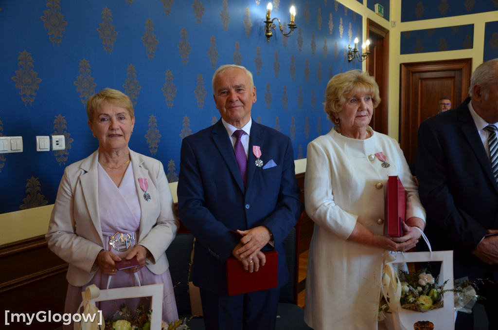Dwie uroczystości Złotych Godów w głogowskim ratuszu