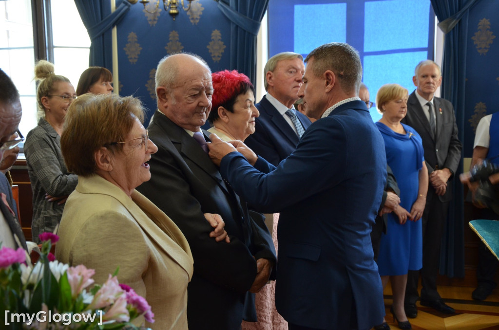 Dwie uroczystości Złotych Godów w głogowskim ratuszu