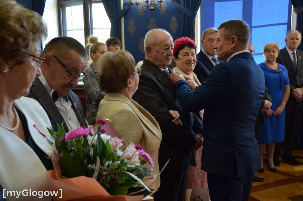 Dwie uroczystości Złotych Godów w głogowskim ratuszu