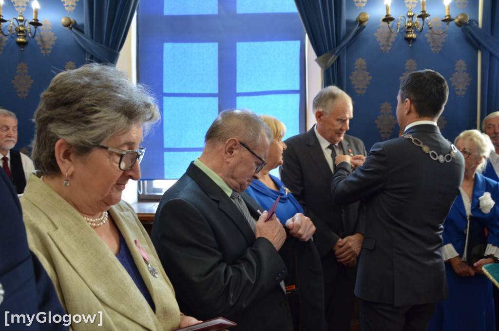 Dwie uroczystości Złotych Godów w głogowskim ratuszu