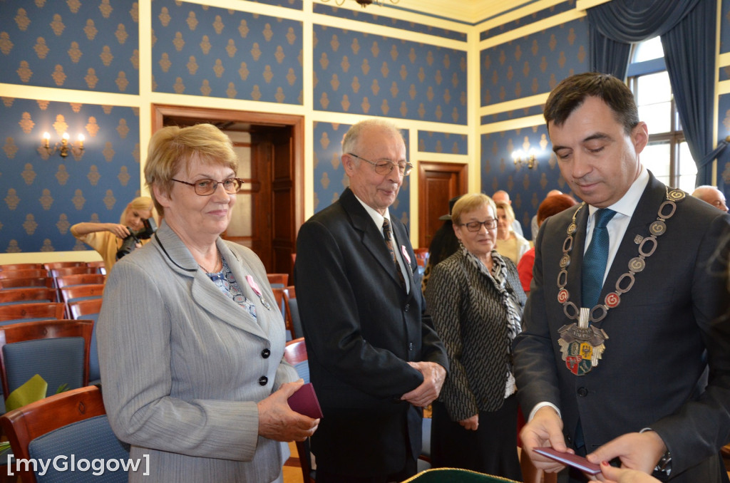 Dwie uroczystości Złotych Godów w głogowskim ratuszu