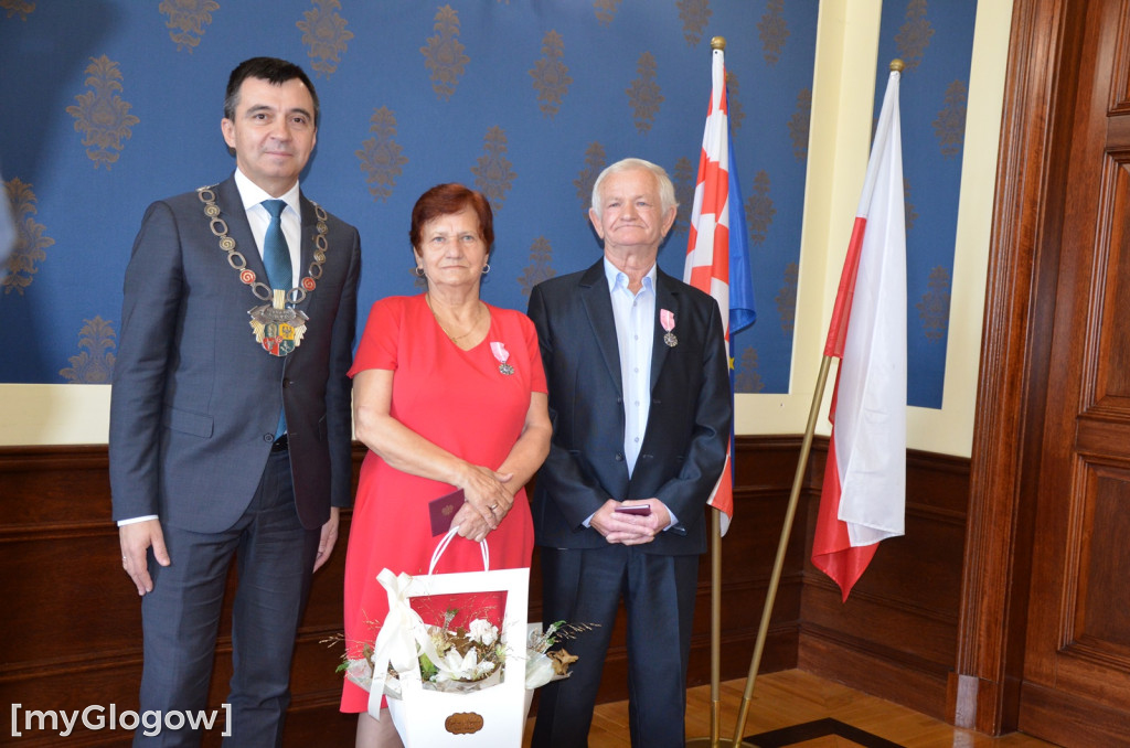 Dwie uroczystości Złotych Godów w głogowskim ratuszu