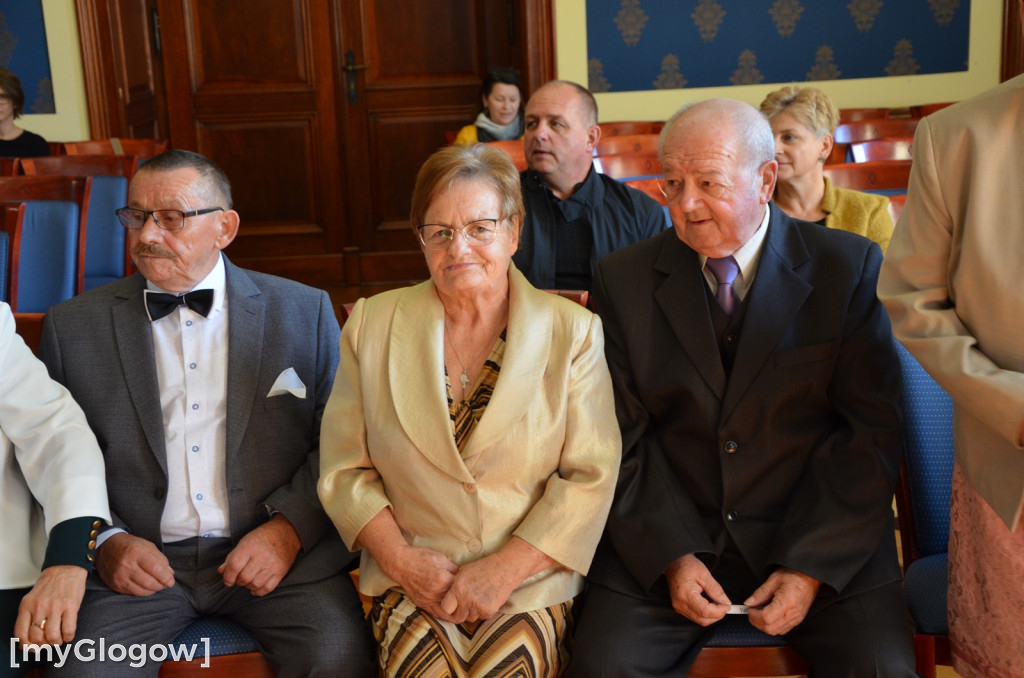 Dwie uroczystości Złotych Godów w głogowskim ratuszu