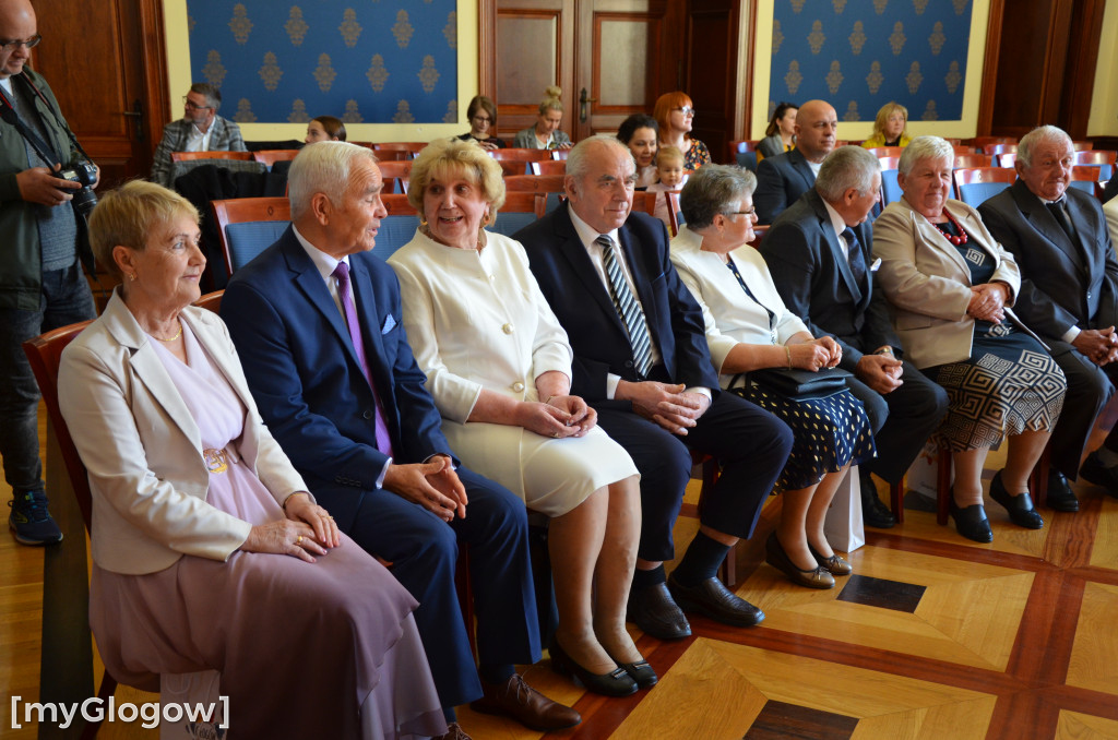 Dwie uroczystości Złotych Godów w głogowskim ratuszu