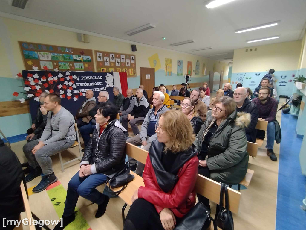 W SP8 trwa spotkanie prezydenta z mieszkańcami
