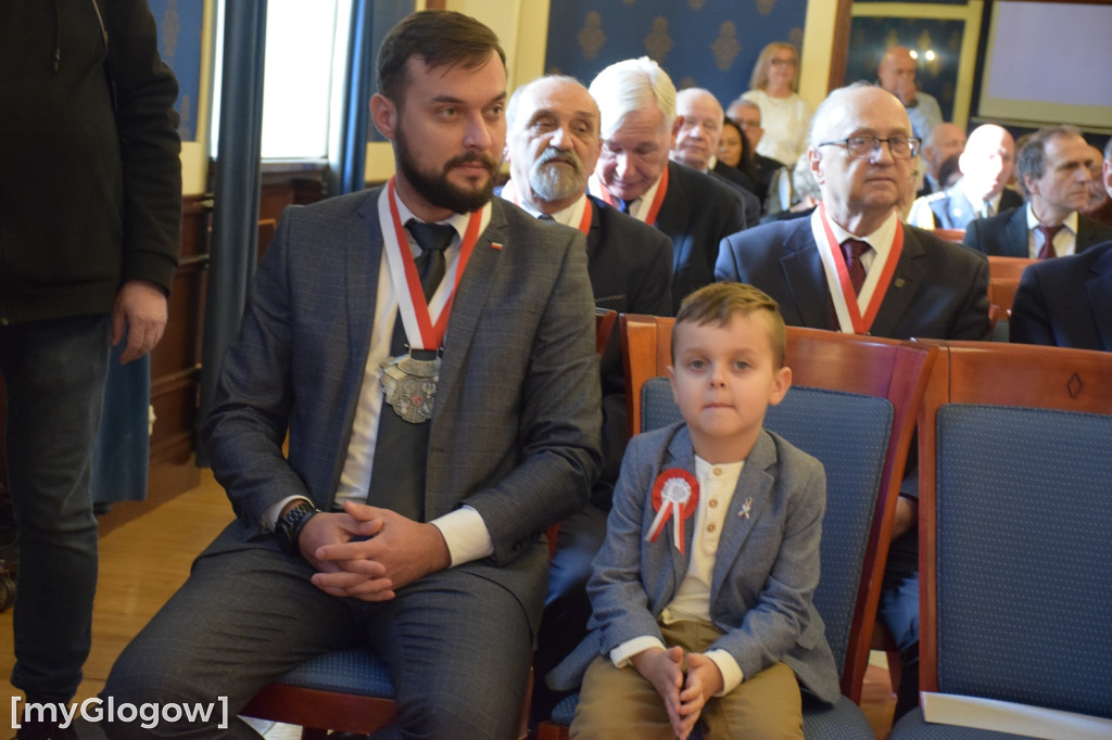 Uroczysta sesja miasta i powiatu 11 listopada