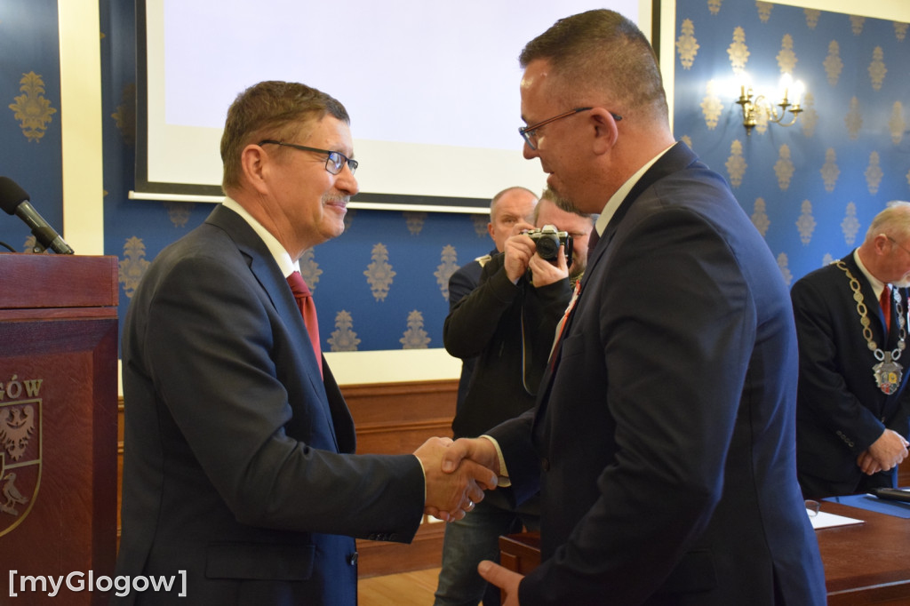 Uroczysta sesja miasta i powiatu 11 listopada
