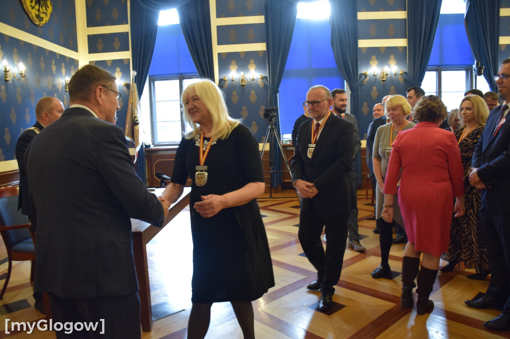 Uroczysta sesja miasta i powiatu 11 listopada