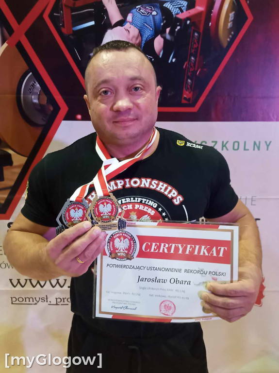 Złoto i srebro dla Jarosława Obary
