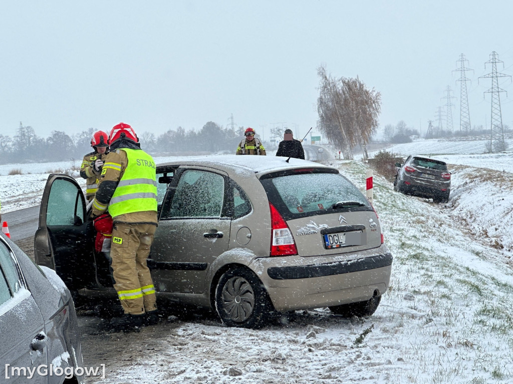 Kolizja na drodze dojazdowej do Ronda Hutników