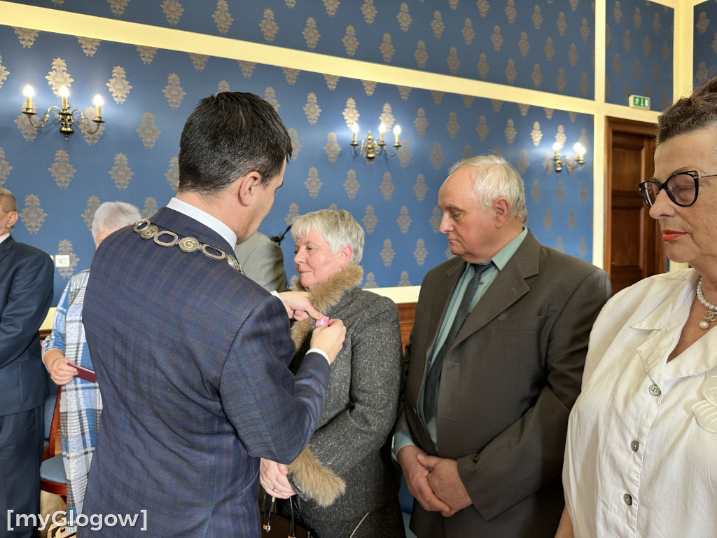 Złote gody. 15 par otrzymało medale, gratulacje i życzenia