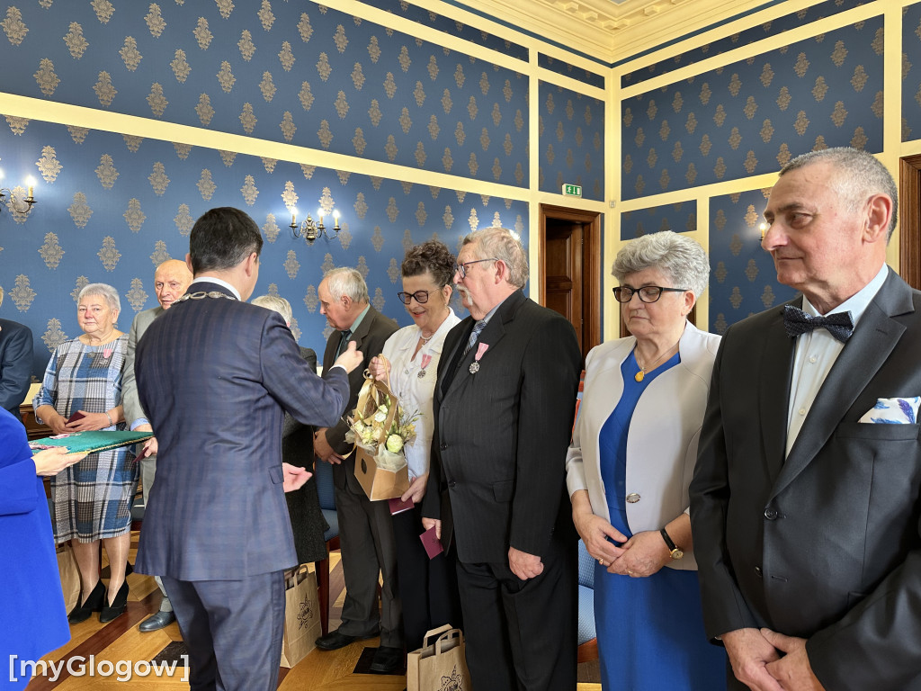 Złote gody. 15 par otrzymało medale, gratulacje i życzenia