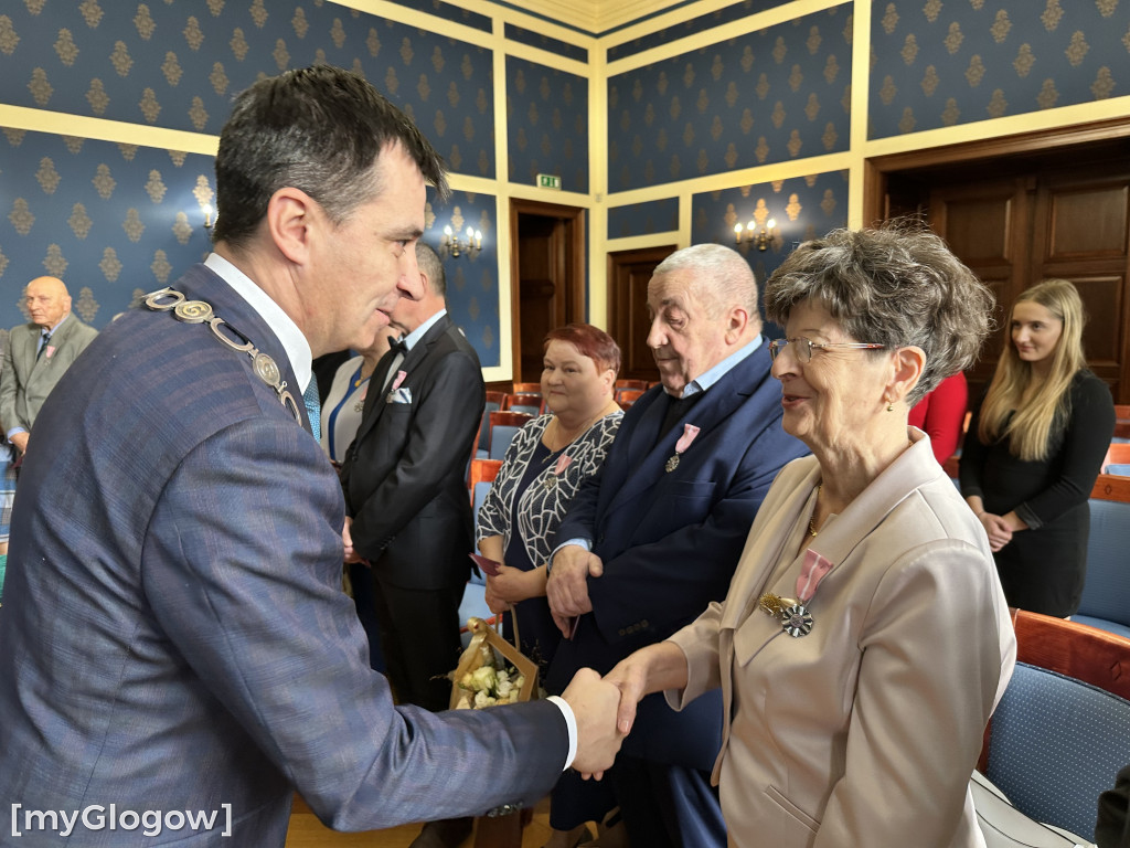 Złote gody. 15 par otrzymało medale, gratulacje i życzenia