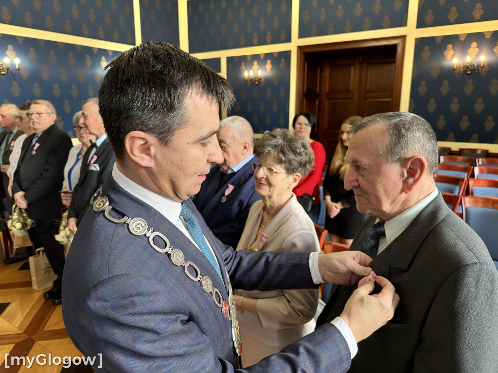 Złote gody. 15 par otrzymało medale, gratulacje i życzenia