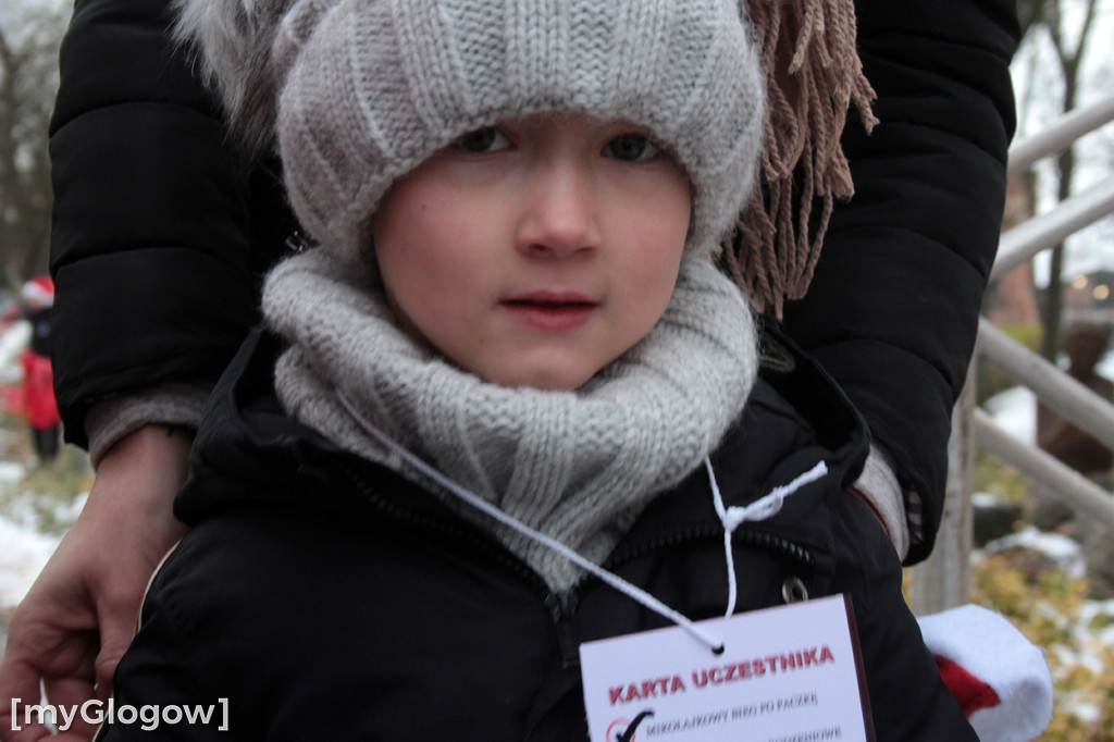 W Grebocicach trwa kiermasz świąteczny i Mikołajkowy Bieg po Paczkę