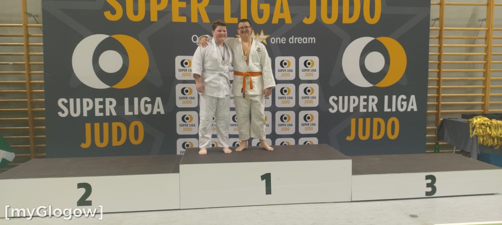 Wór medali dla młodych judoków z IGI Judo Głogów