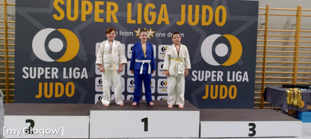 Wór medali dla młodych judoków z IGI Judo Głogów