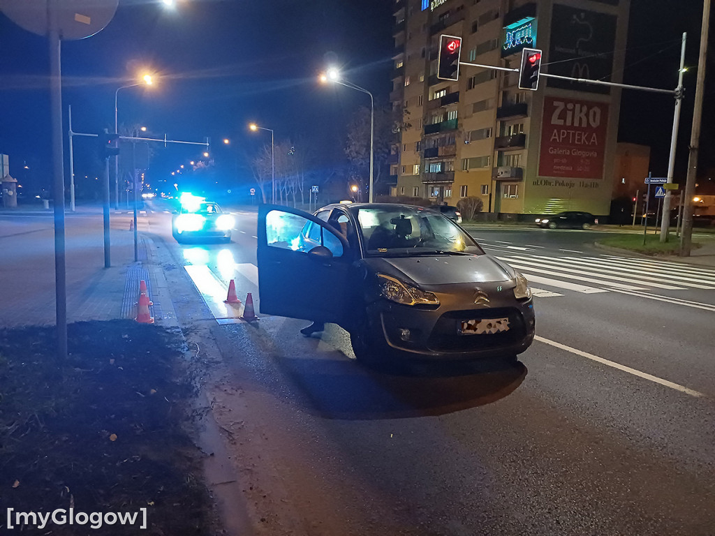 Potrącenie pieszego na Obrońców Pokoju w Głogowie