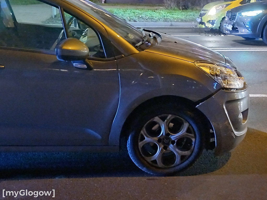Potrącenie pieszego na Obrońców Pokoju w Głogowie