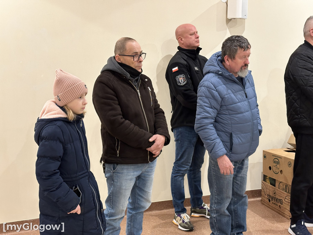 Paczki świąteczne trafiły już do głogowskich seniorów