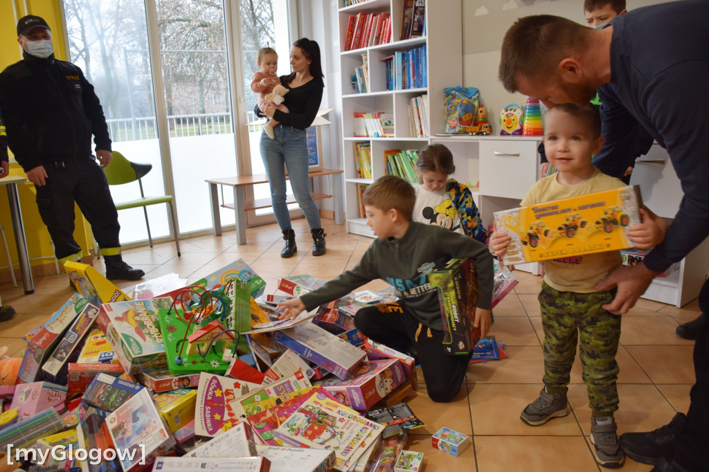 Paczka dla dzieciaka od strażaka