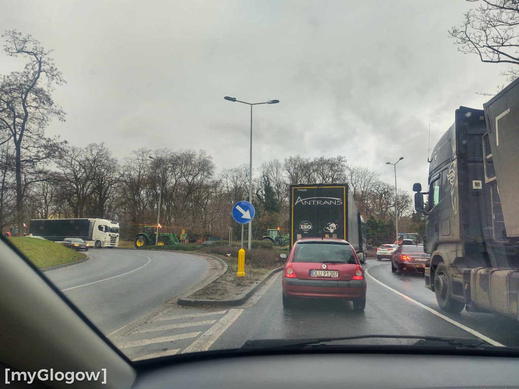W  Głogowie zbierają się protestujący rolnicy