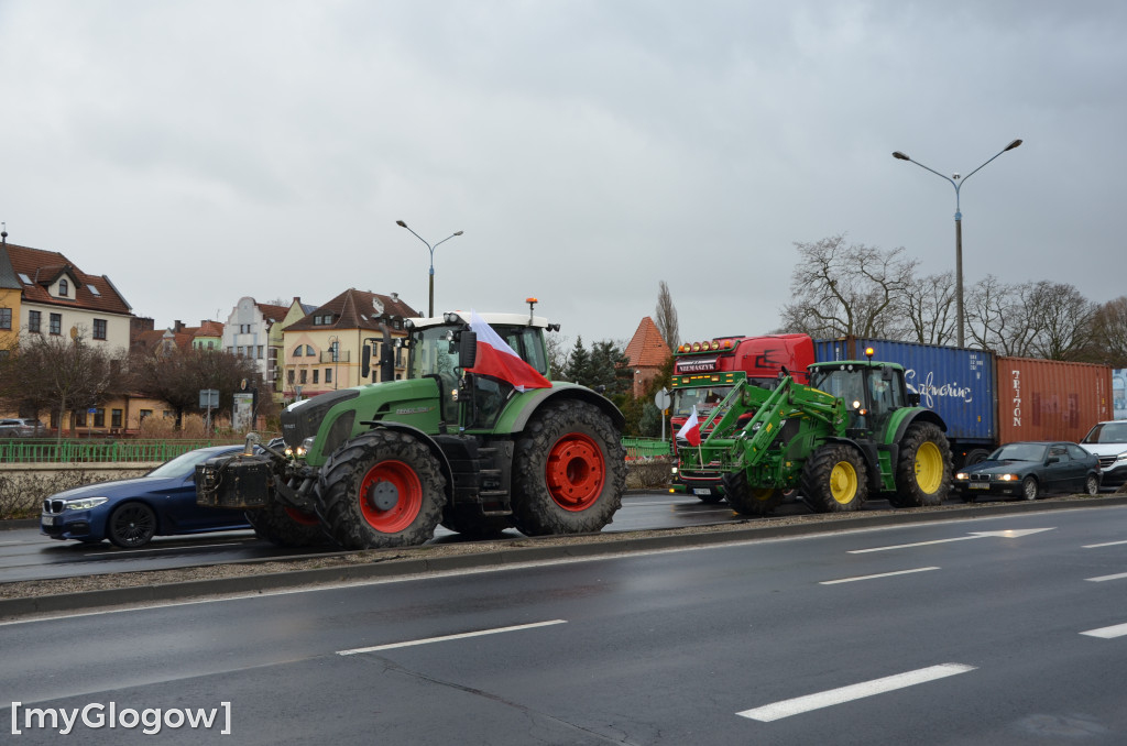 W  Głogowie zbierają się protestujący rolnicy