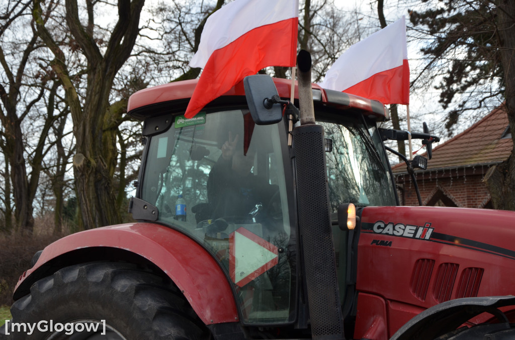 Ponad 200 rolników i 100 ciągników w Głogowie. Dwa razy więcej niż zapowiadali