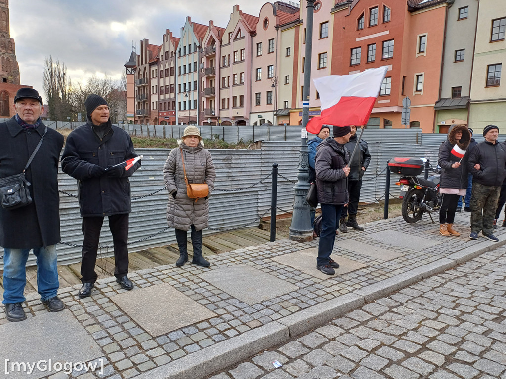 Setki mieszkańców regionu na Proteście Wolnych Polaków w Głogowie