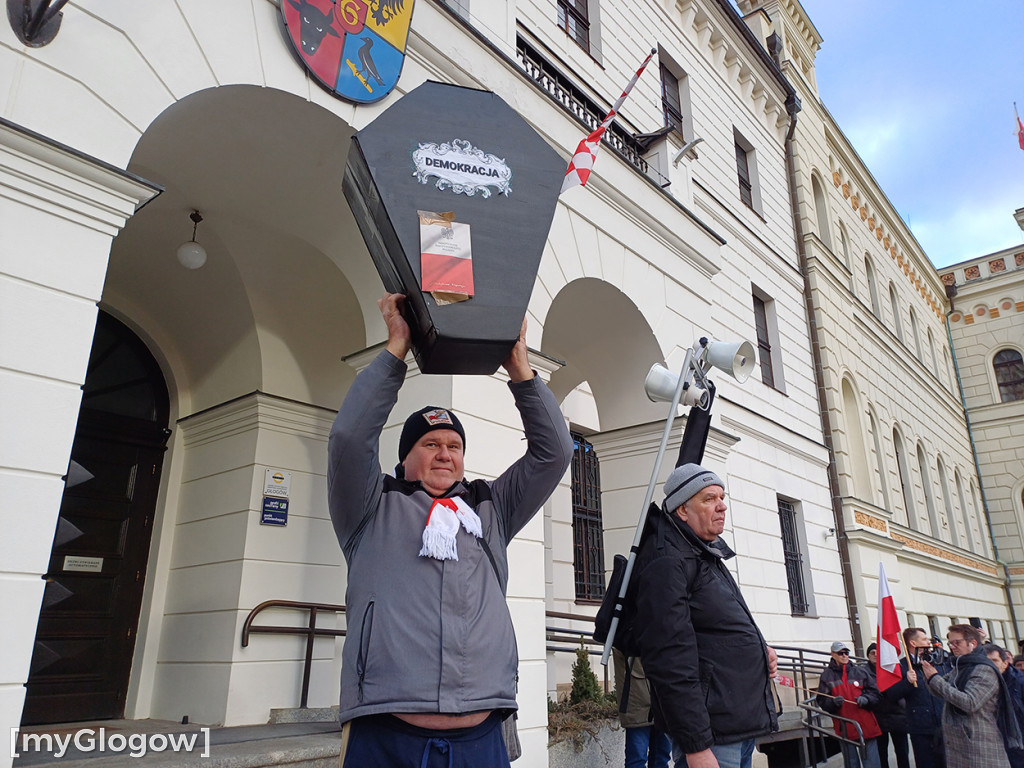 Setki mieszkańców regionu na Proteście Wolnych Polaków w Głogowie