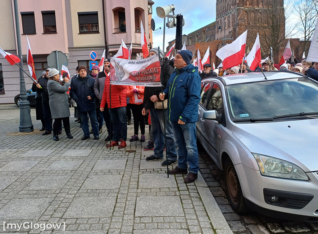 Setki mieszkańców regionu na Proteście Wolnych Polaków w Głogowie