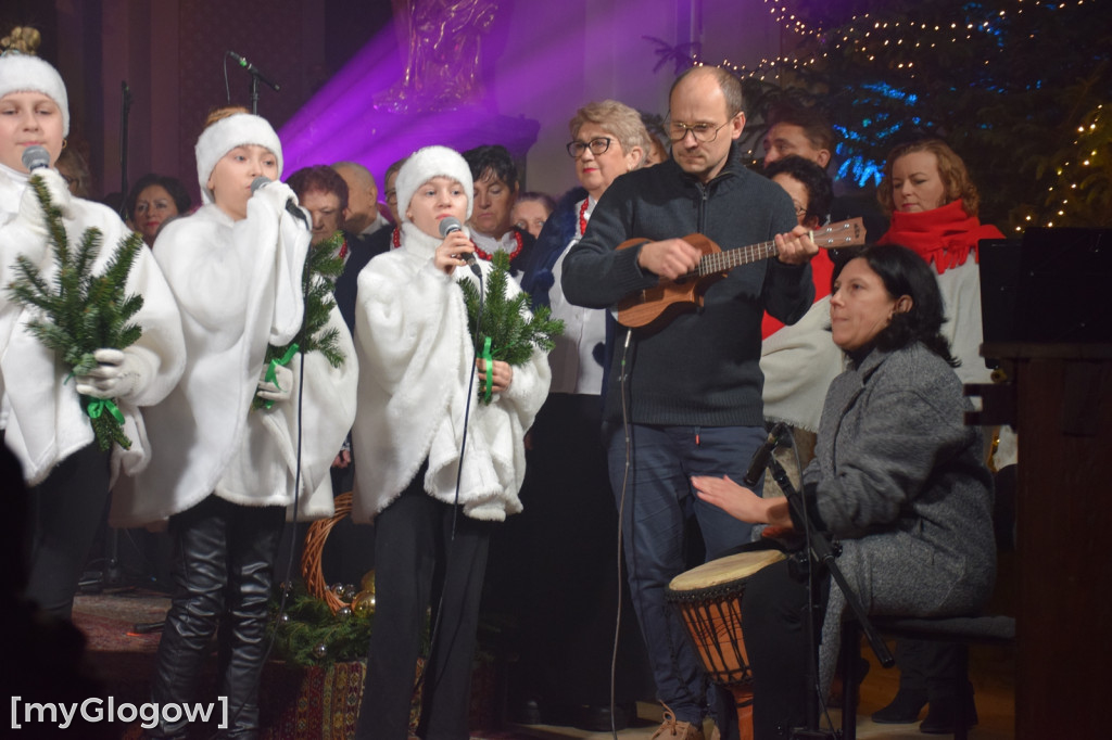 Występ Eleni na Grodowieckich Ostatkach