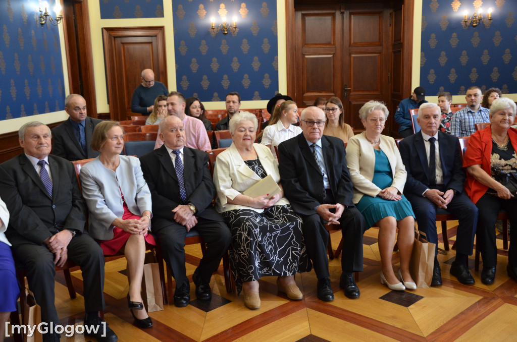 Piękny jubileusz. Złote Gody 10 par w głogowskim ratuszu