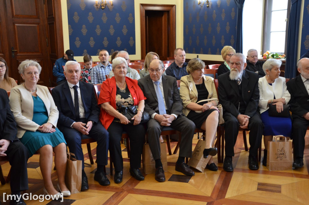 Piękny jubileusz. Złote Gody 10 par w głogowskim ratuszu