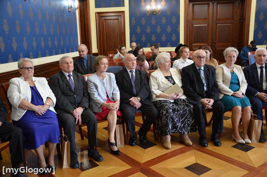 Piękny jubileusz. Złote Gody 10 par w głogowskim ratuszu